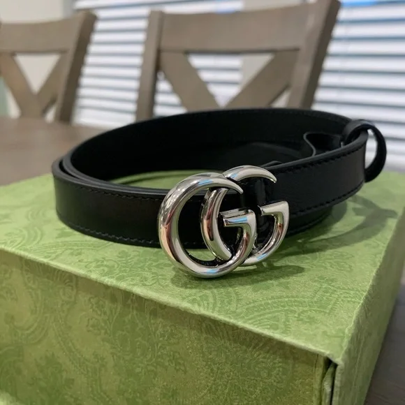 Gucci Black Belt with Silver GG Buckle - Picture 3 of 3